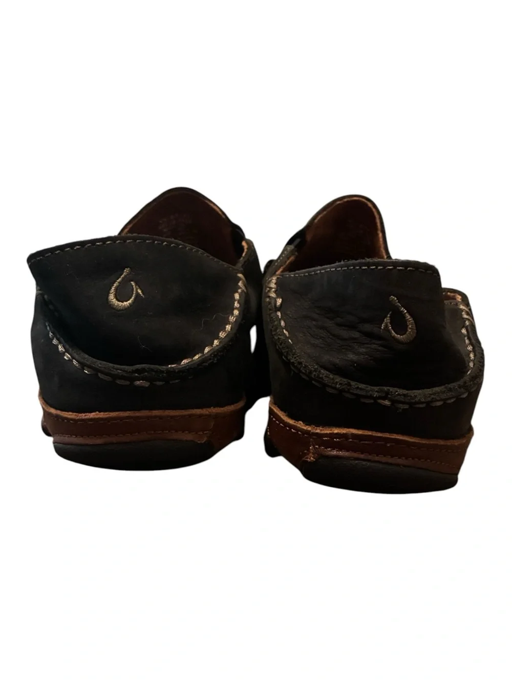 OluKai Moloa Men's Black Leather Slip On Loafers Shoes Size 8 EUC